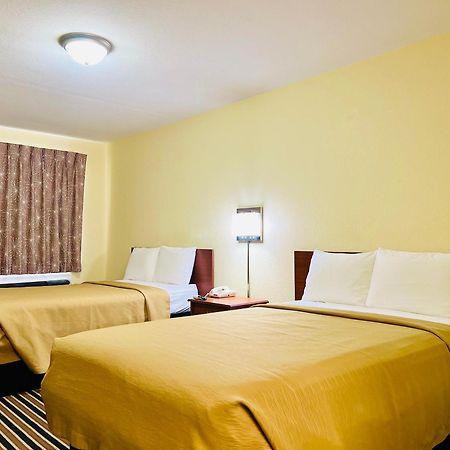 Suite 16 Motel Gore Екстериор снимка