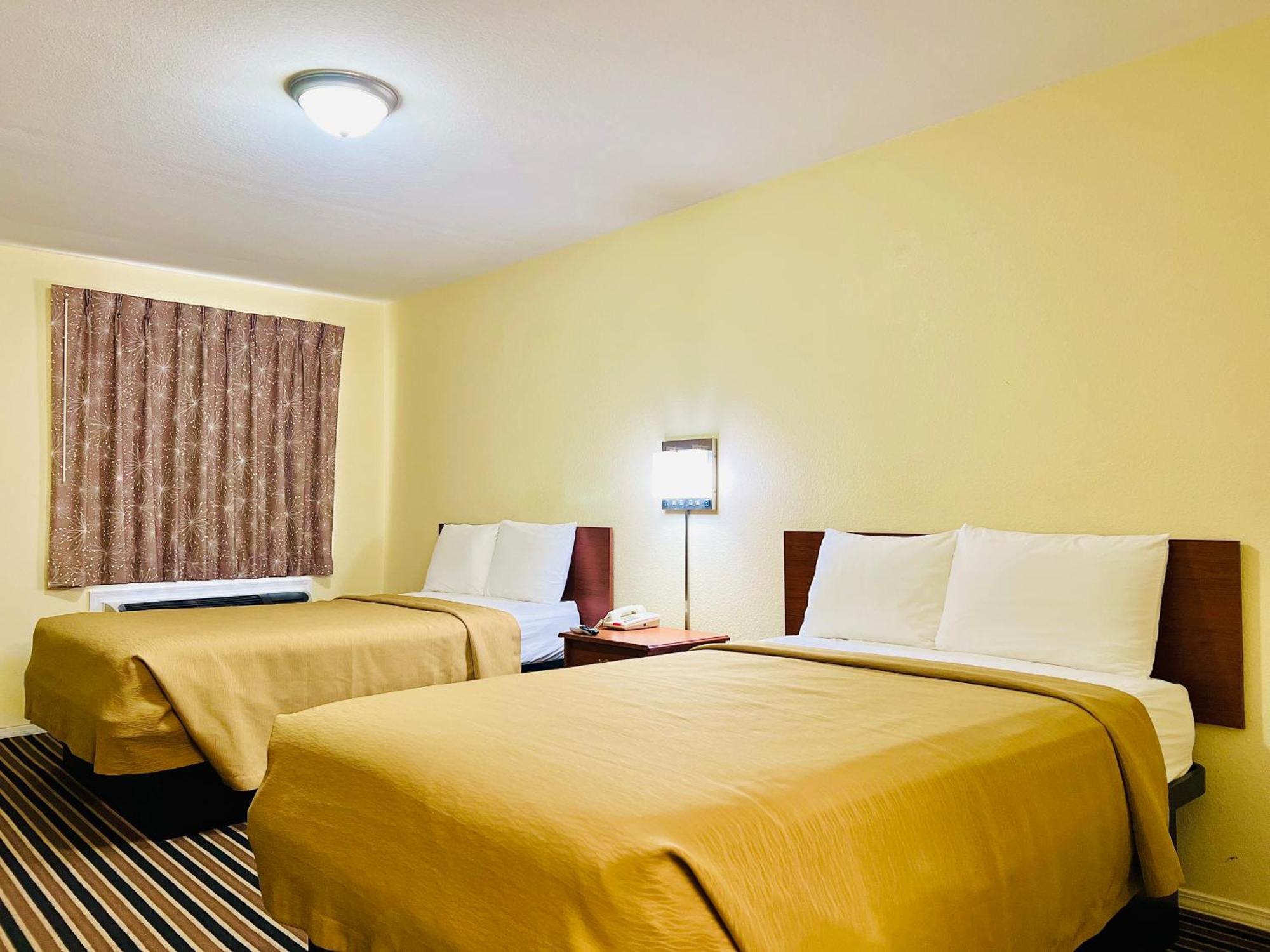 Suite 16 Motel Gore Екстериор снимка