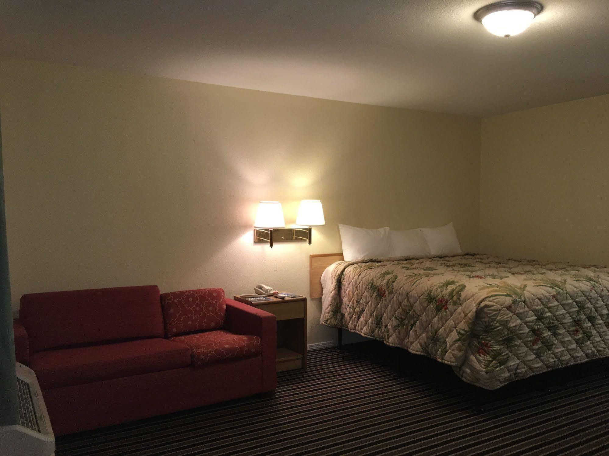 Suite 16 Motel Gore Екстериор снимка